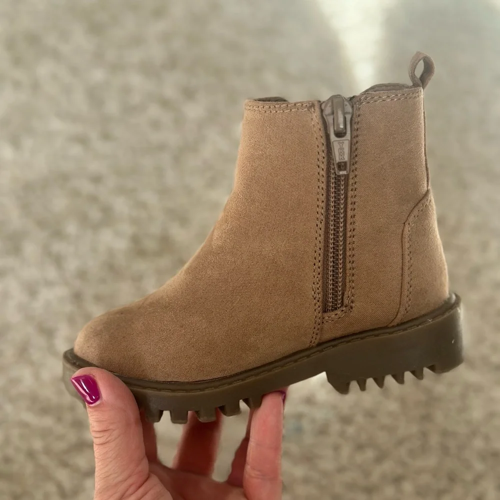 GAP Toddler Booties - Picture 9 of 10